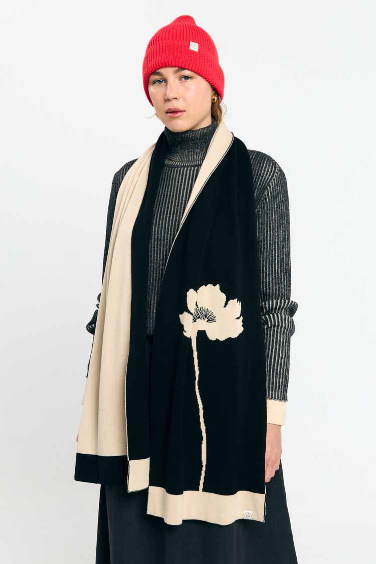 LONDON SCARF FLOWER