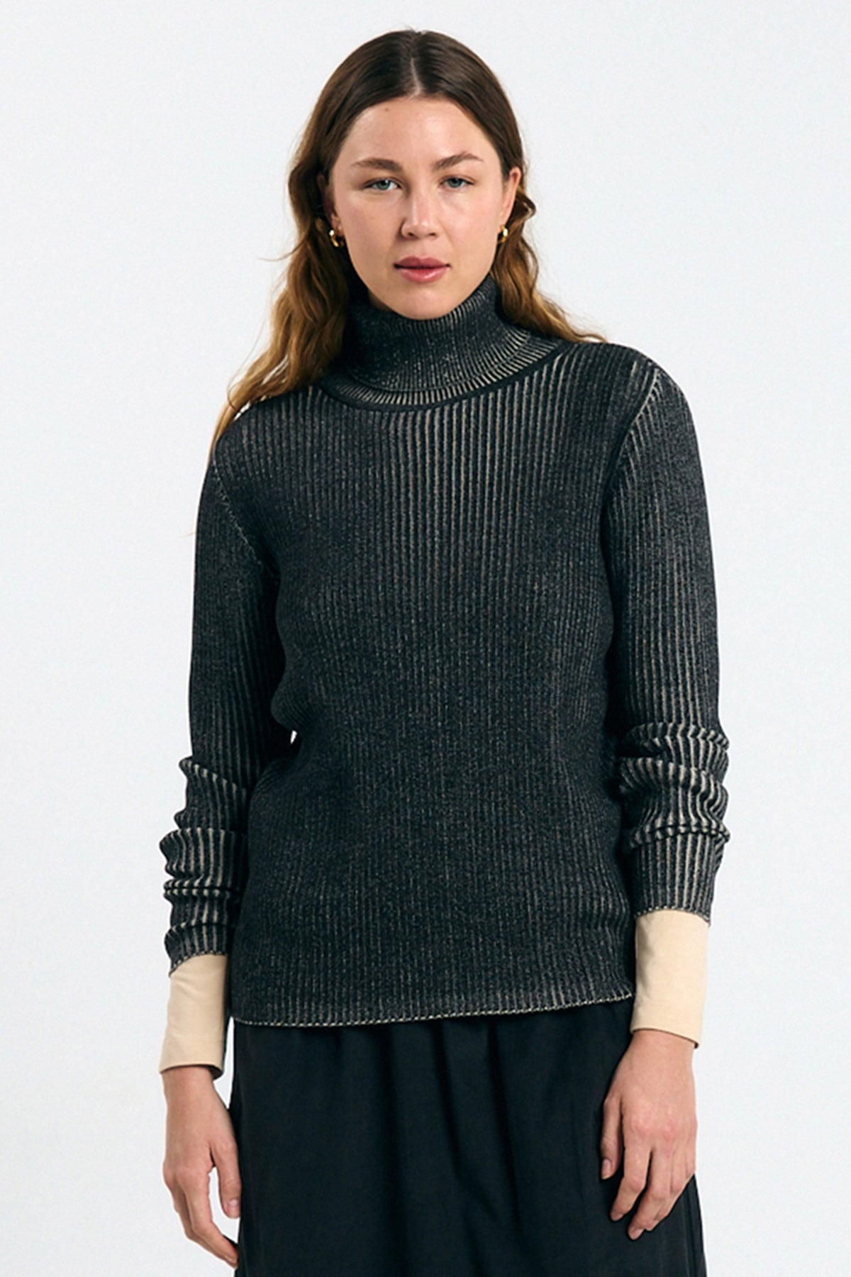MUGE JUMPER BLACK
