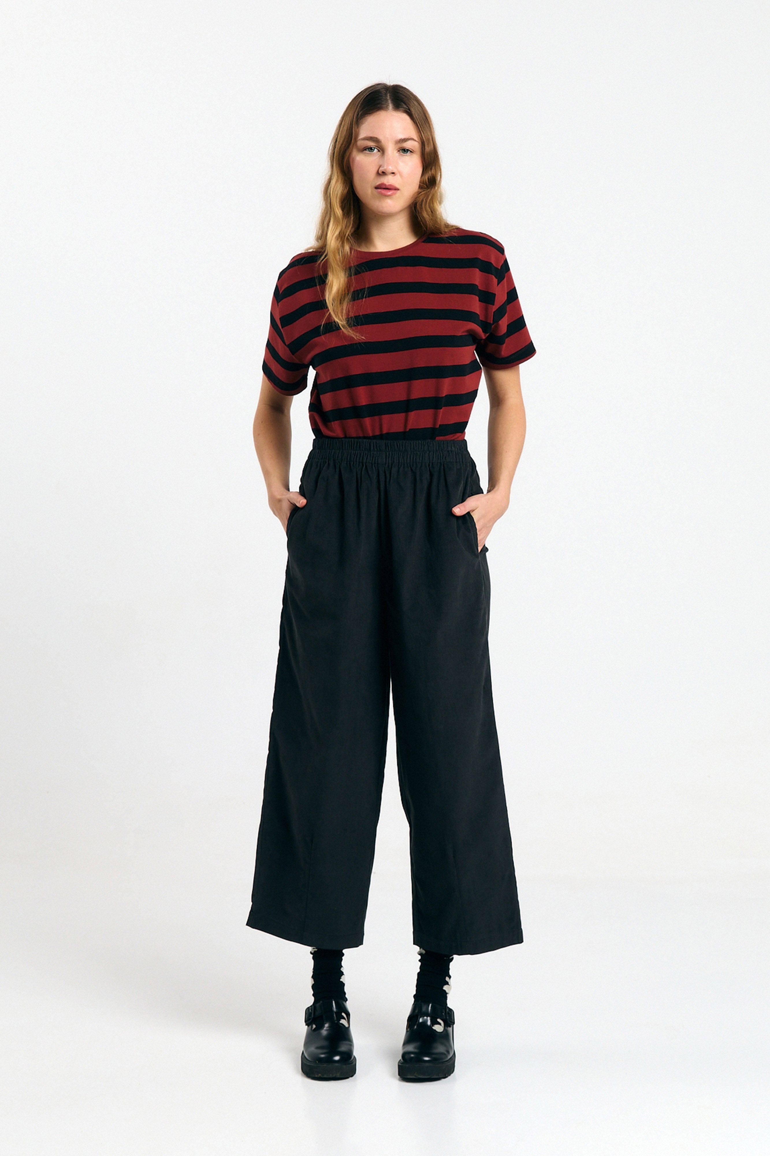 AVIS PANTS BLACK