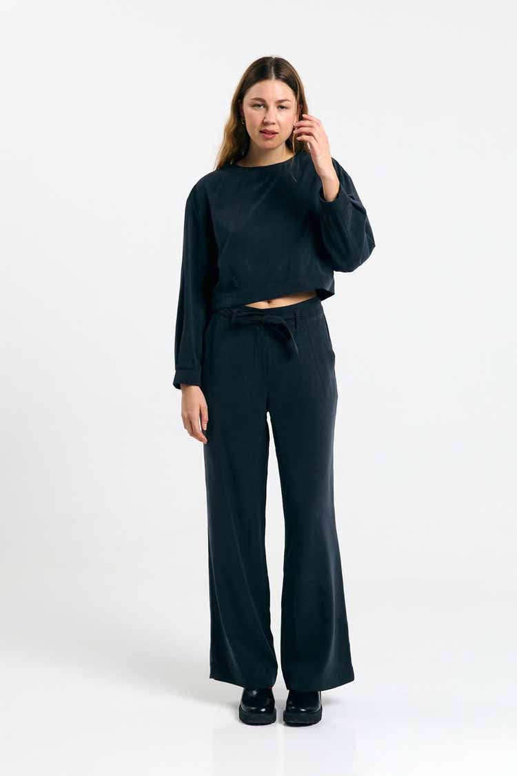 EO PANTS BLACK