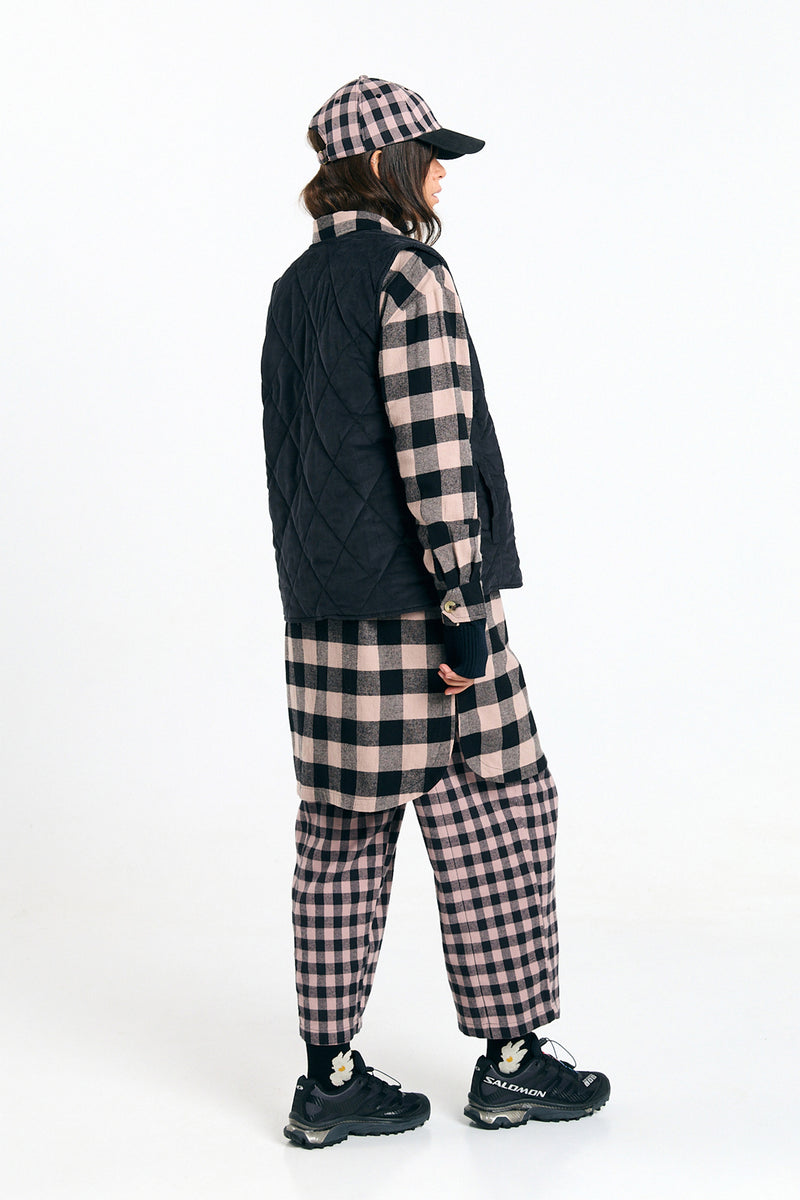 MEDA VEST BLACK