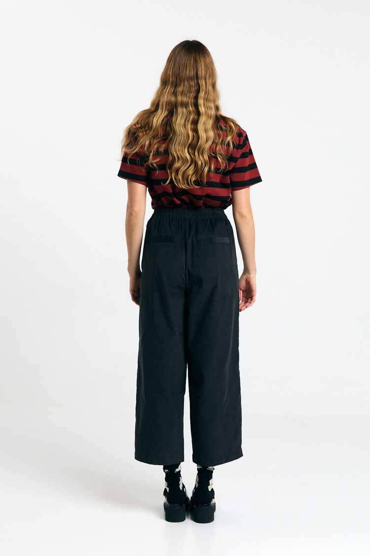 AVIS PANTS BLACK