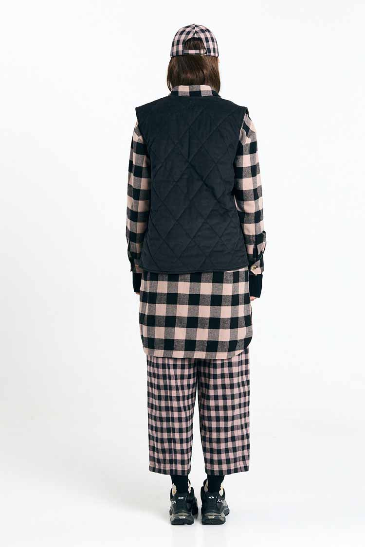 MEDA VEST BLACK