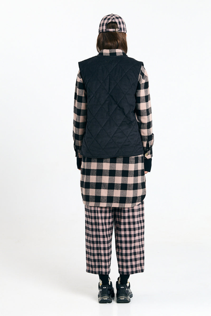 MEDA VEST BLACK