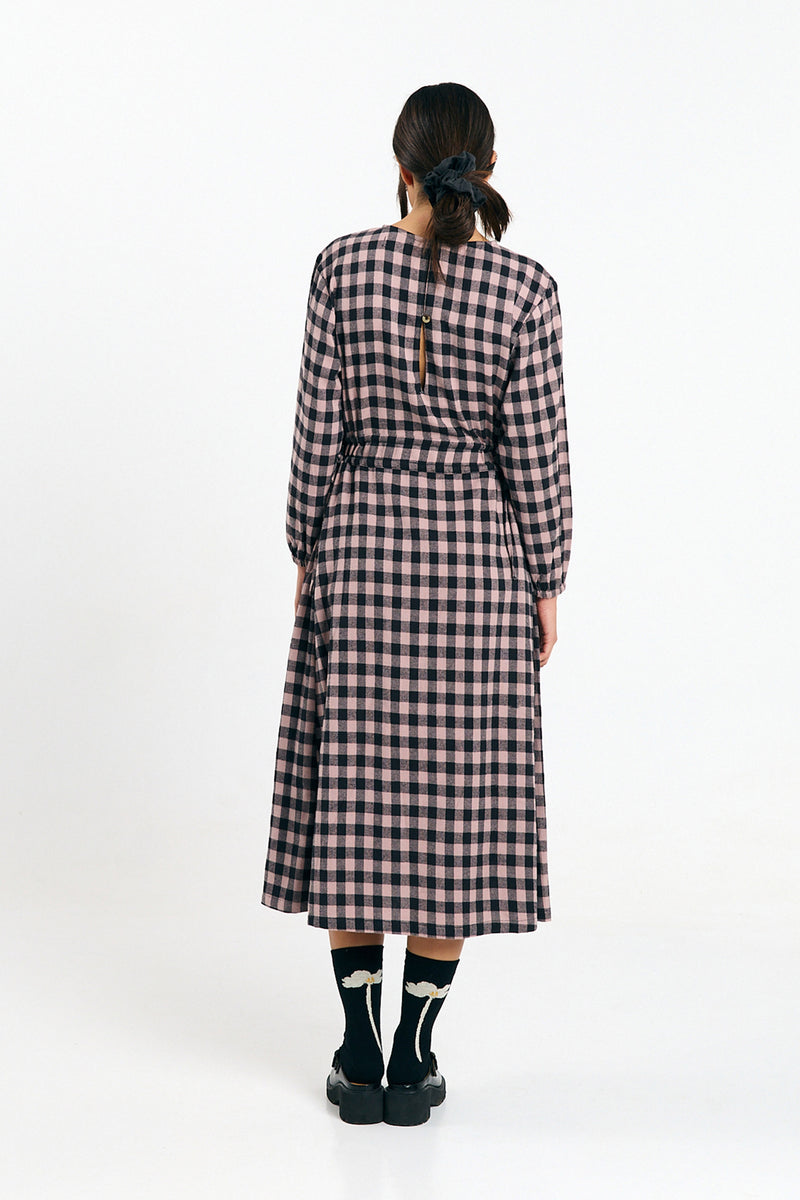 OTA DRESS CHECK BLACK
