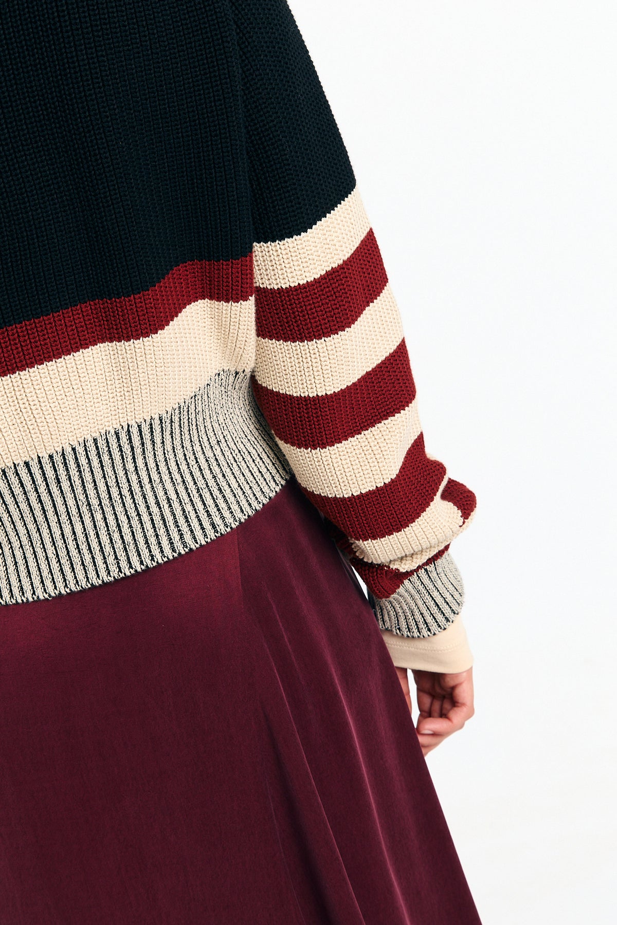 NELAS JUMPER STRIPES BLACK