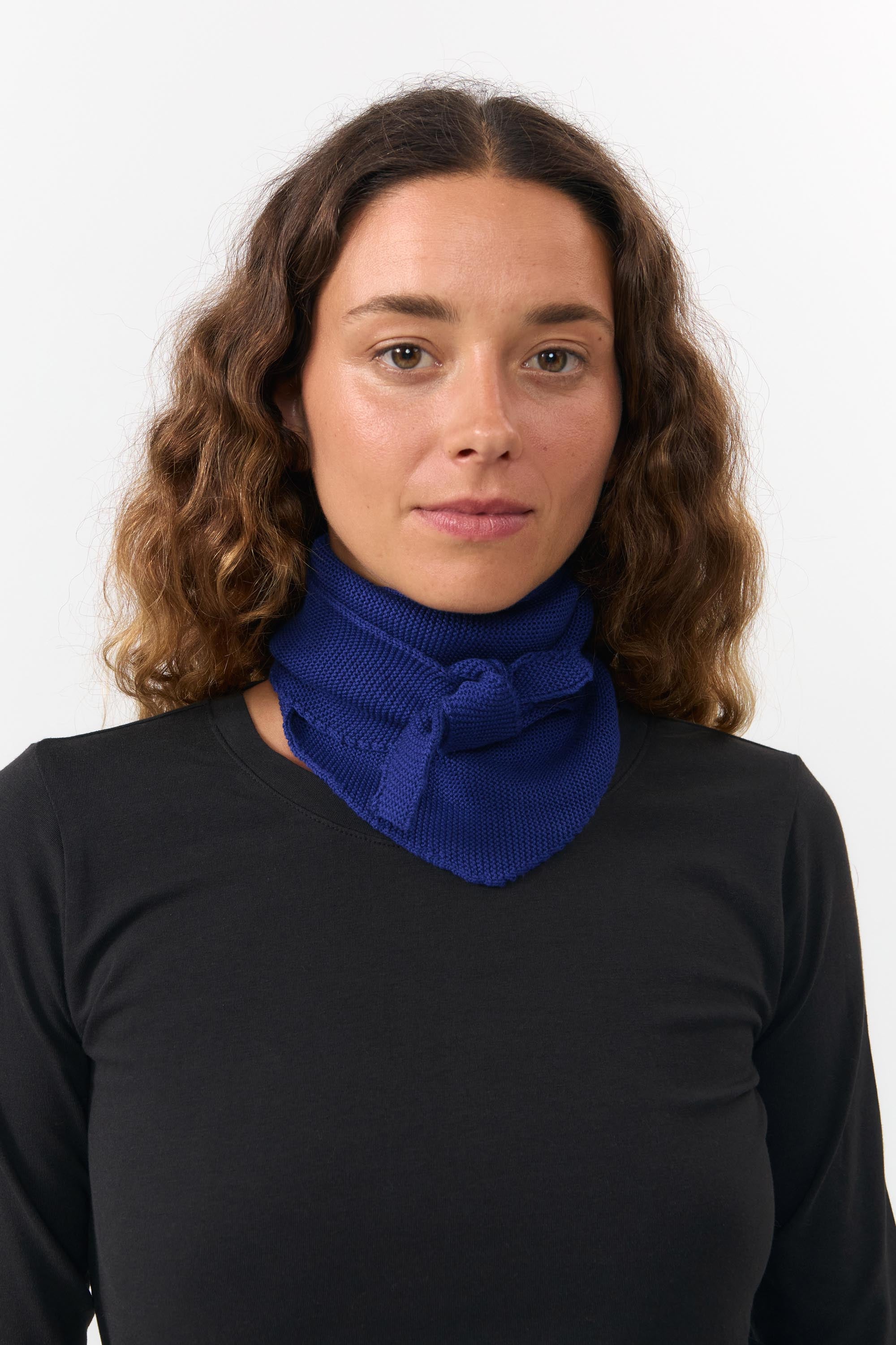 ALMA SCARF ROYAL BLUE