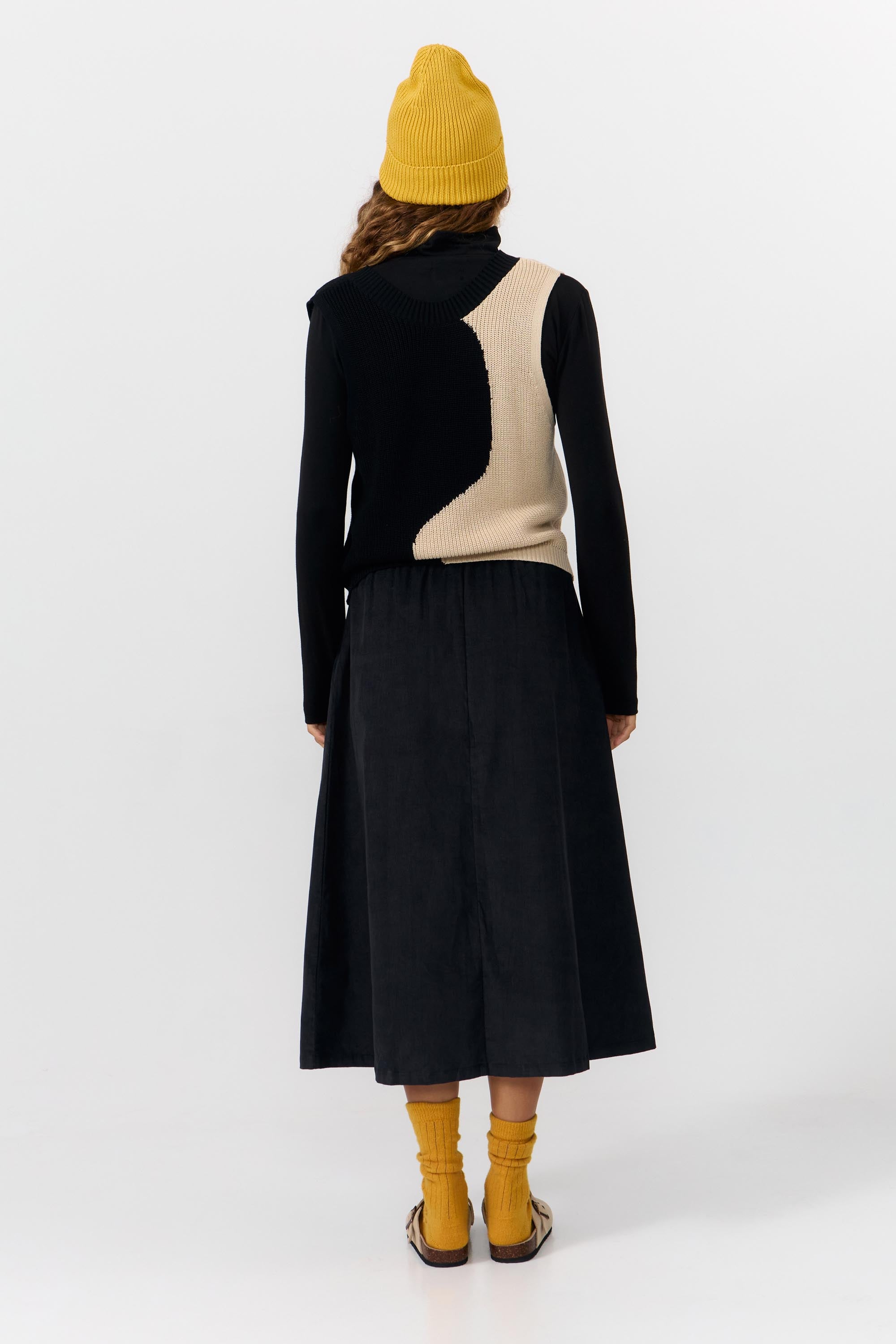 AMATES VEST BICOLOR