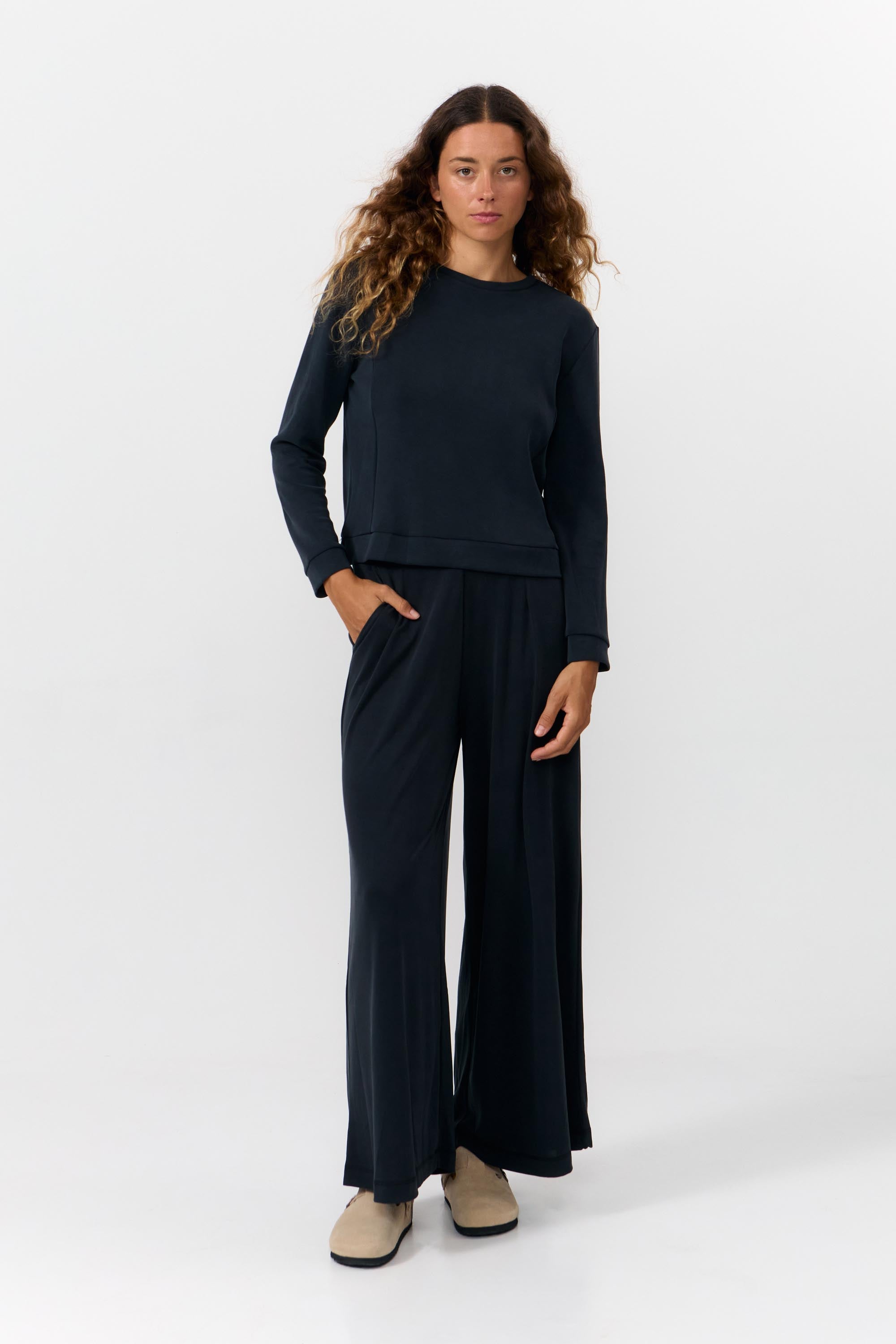 YALA PANTS BLACK