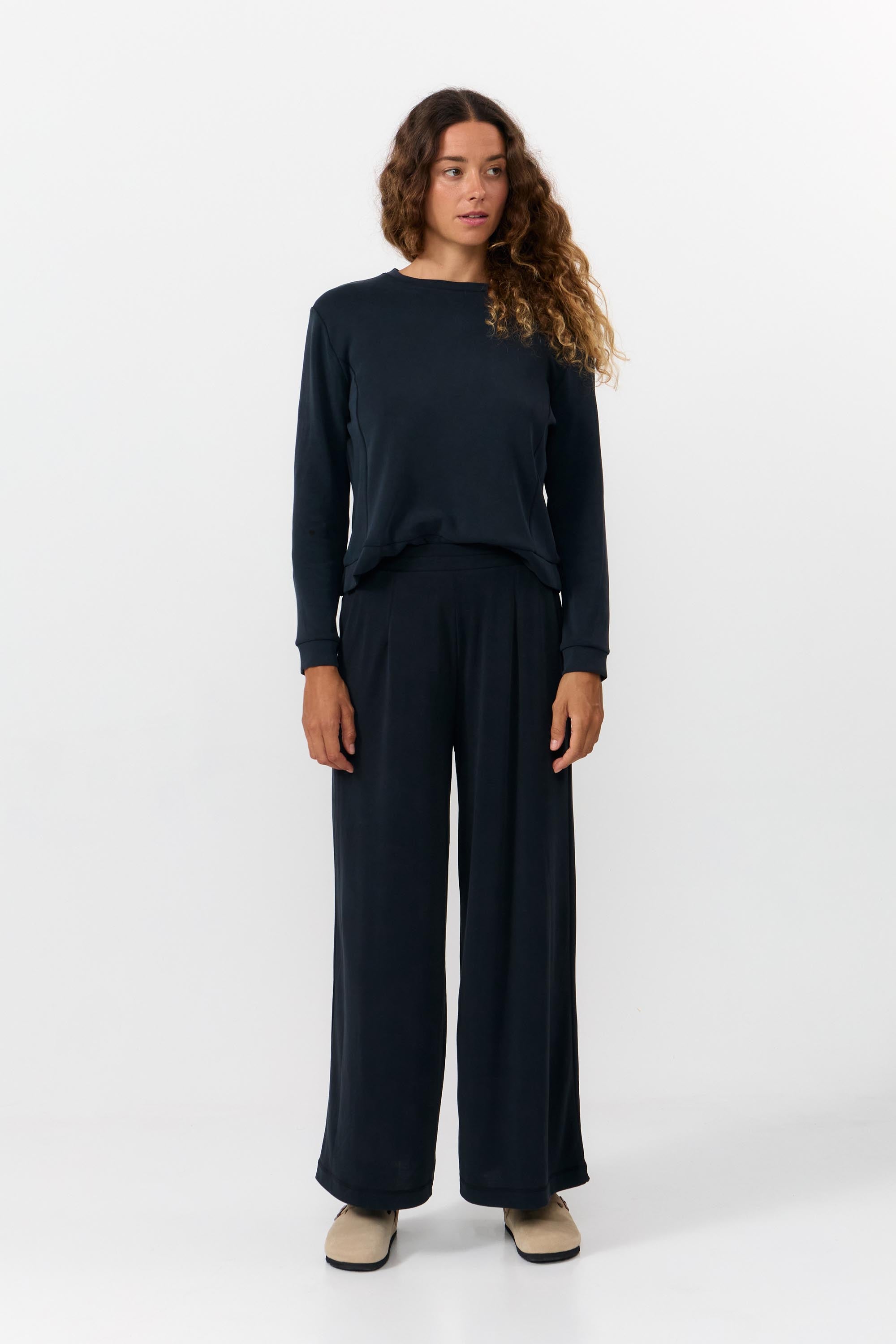 YALA PANTS BLACK