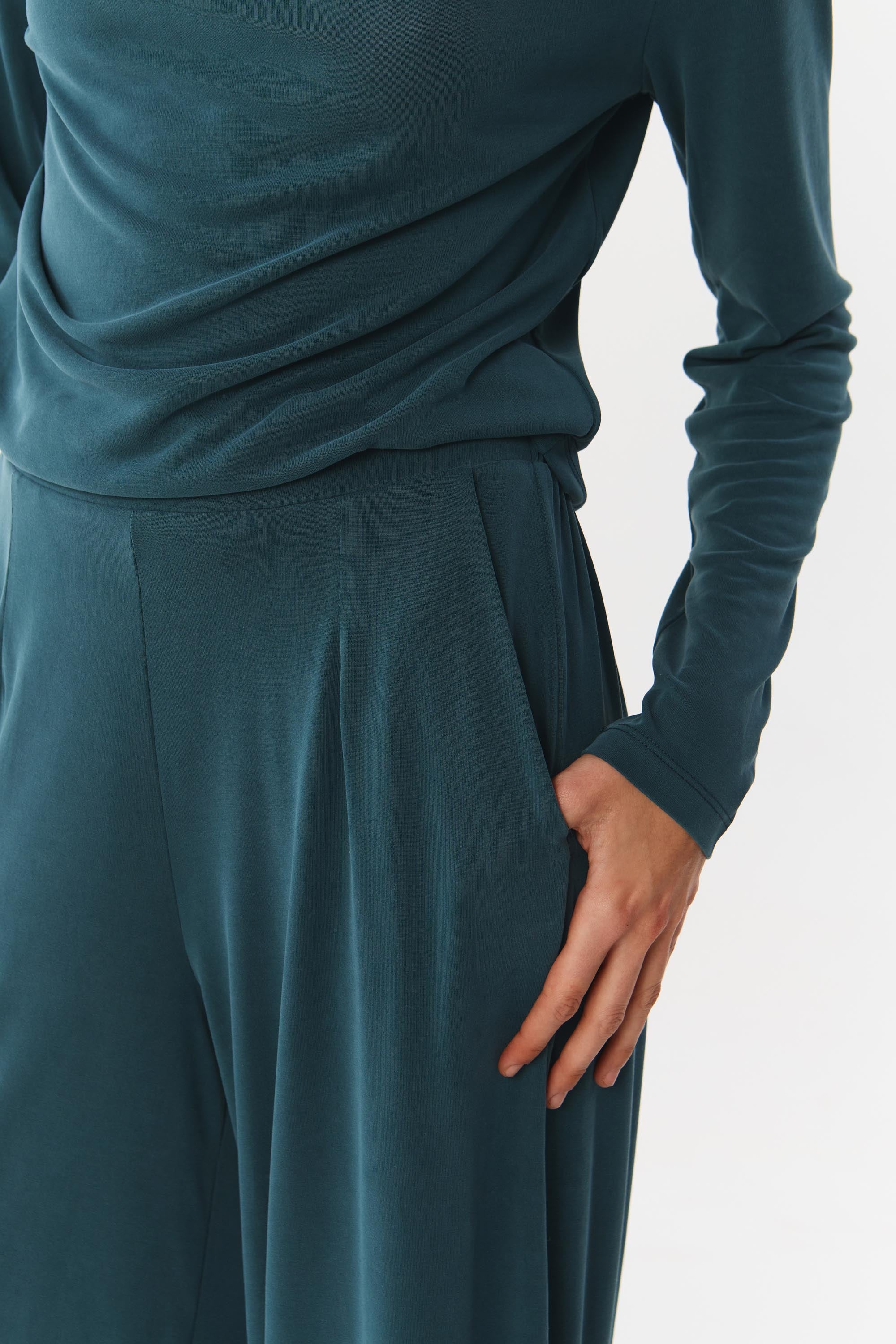 YALA PANTS DARK GREEN