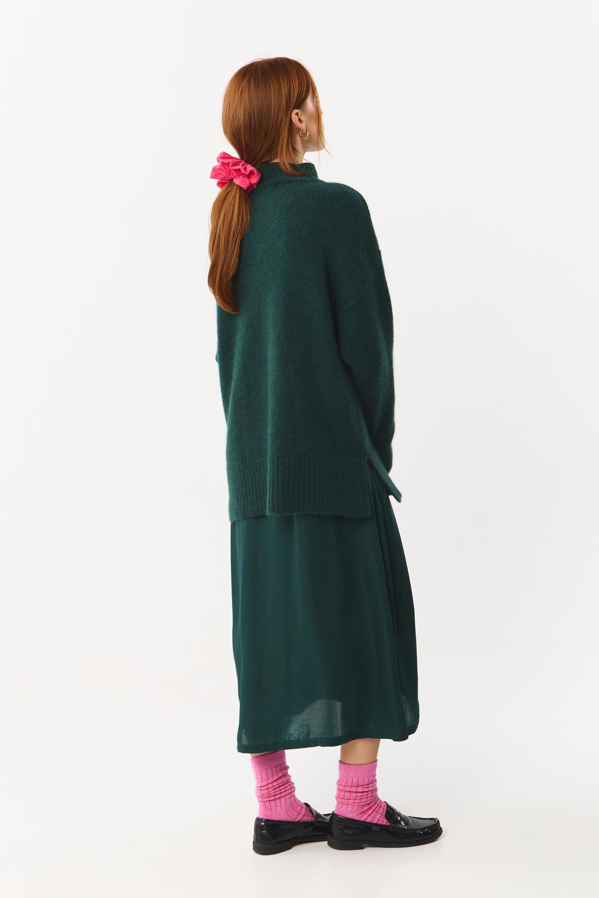 NUN JUMPER DARK GREEN