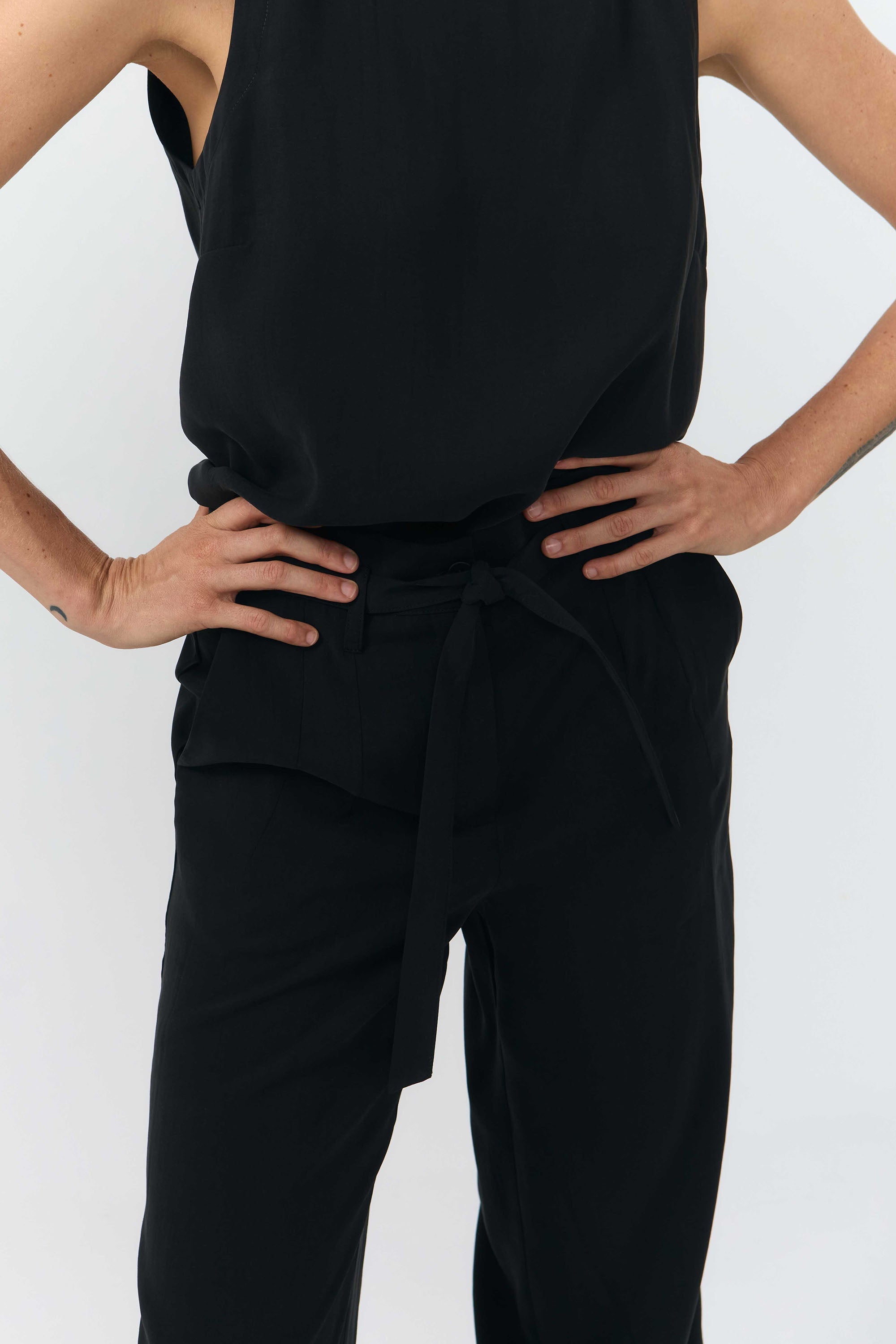 EO PANTS BLACK