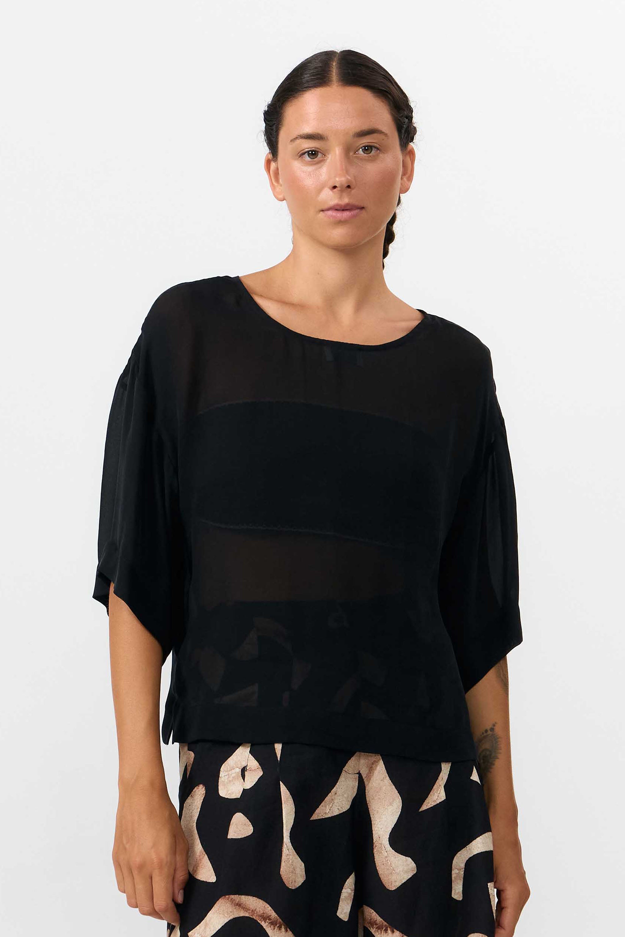 BLUSA SELLA DE CHIFÓN BLACK
