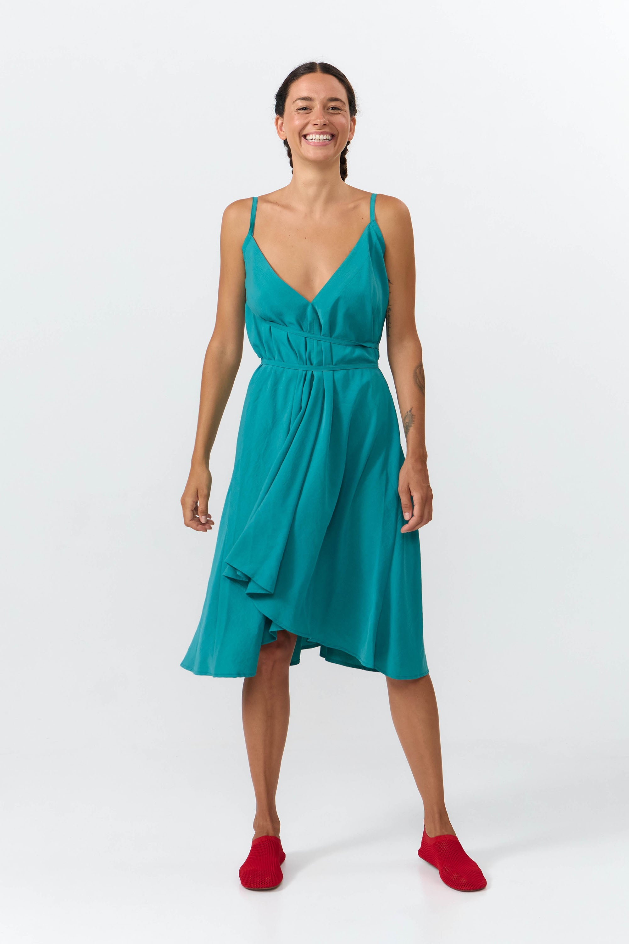 VESTIDO CORTO MULTIPOSICIÓN MODAL TEAL