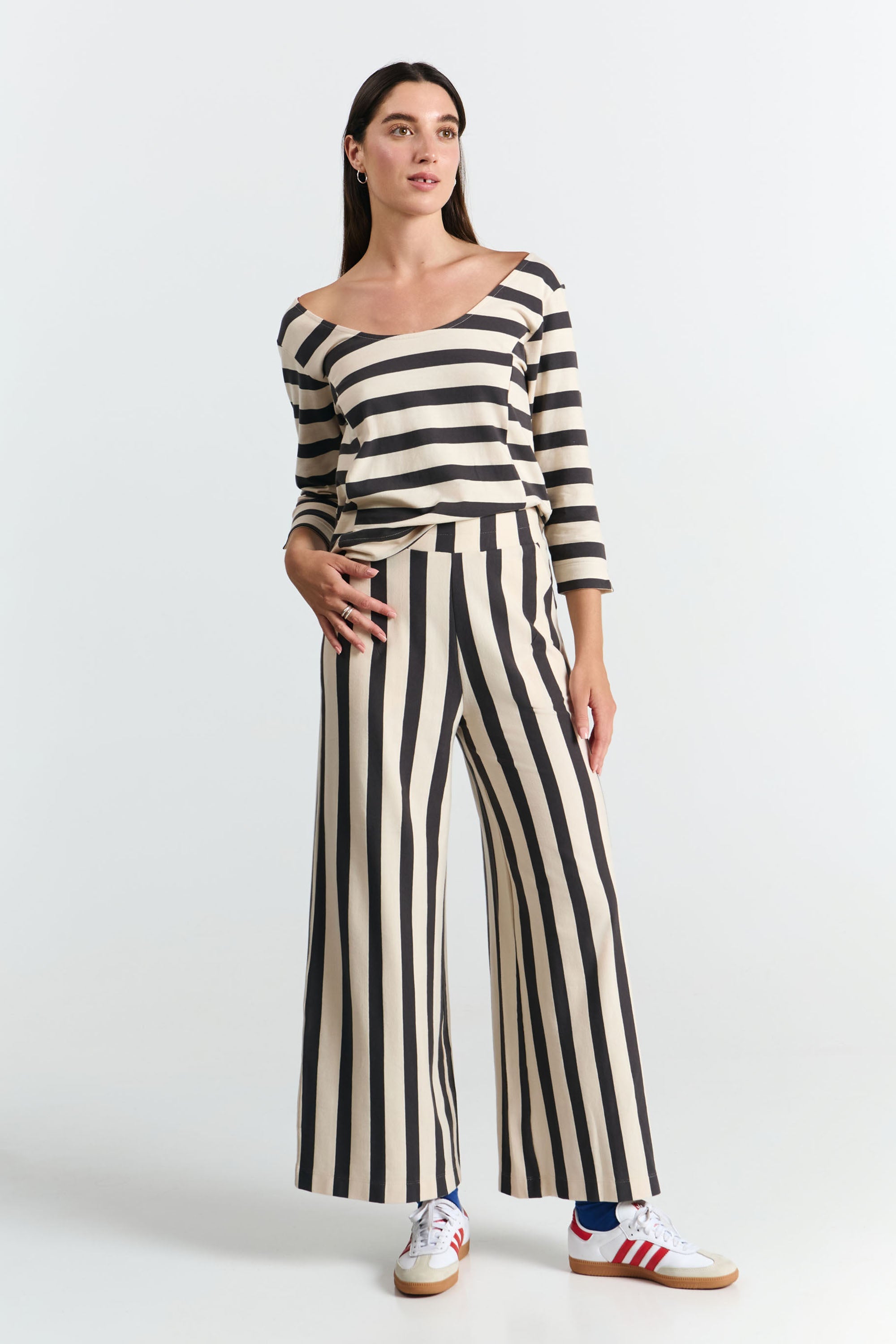 PANTALONES PALAU BLACK STRIPES