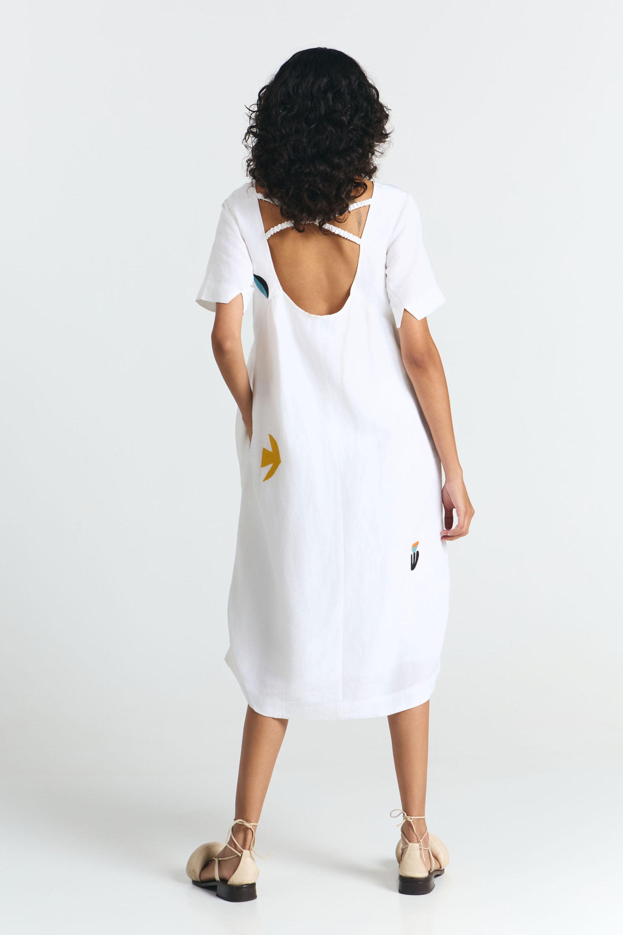 VESTIDO BANES EMBROIDERY WHITE