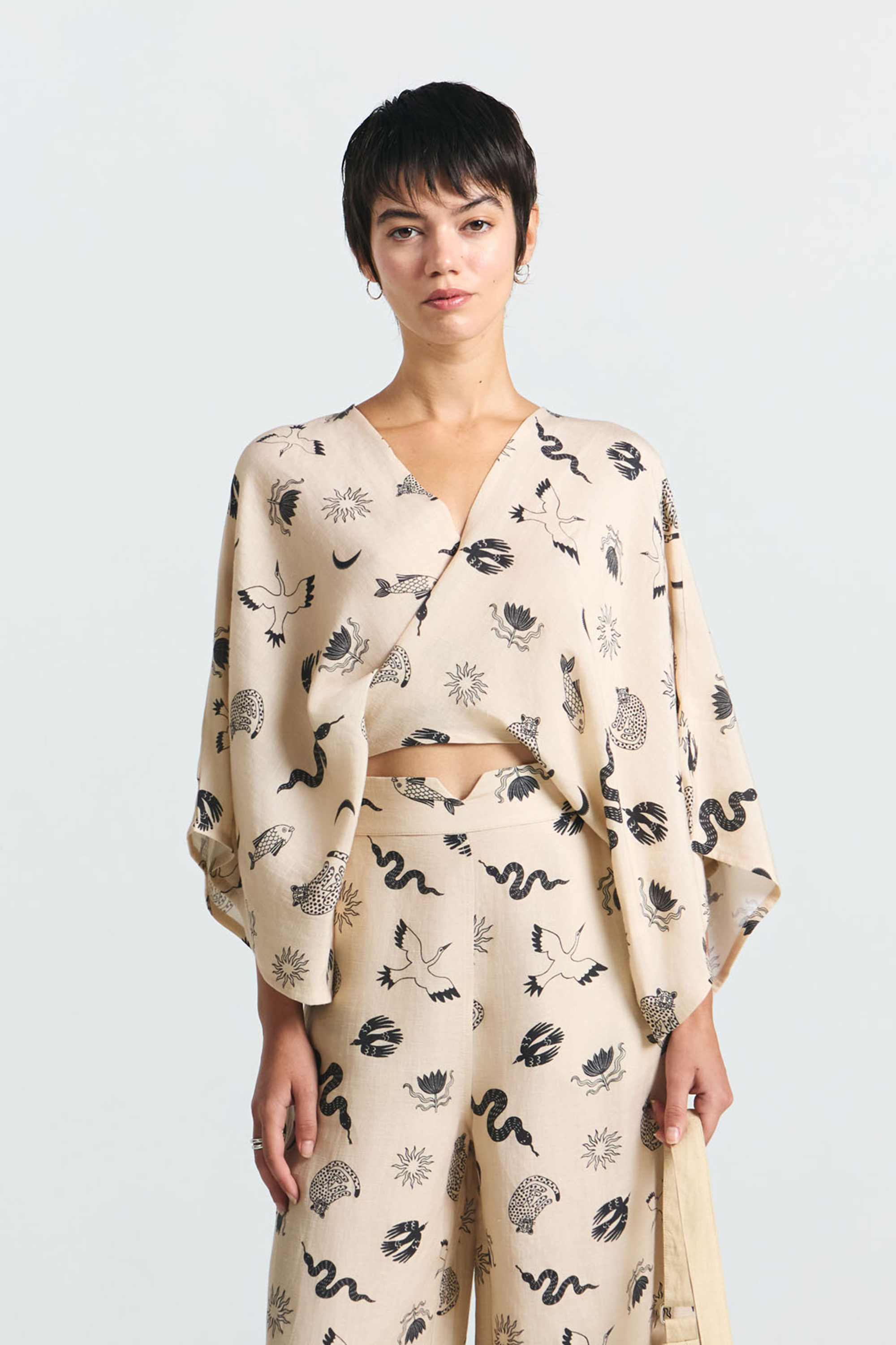 BLUSA BAUTA PRINT FAUNA