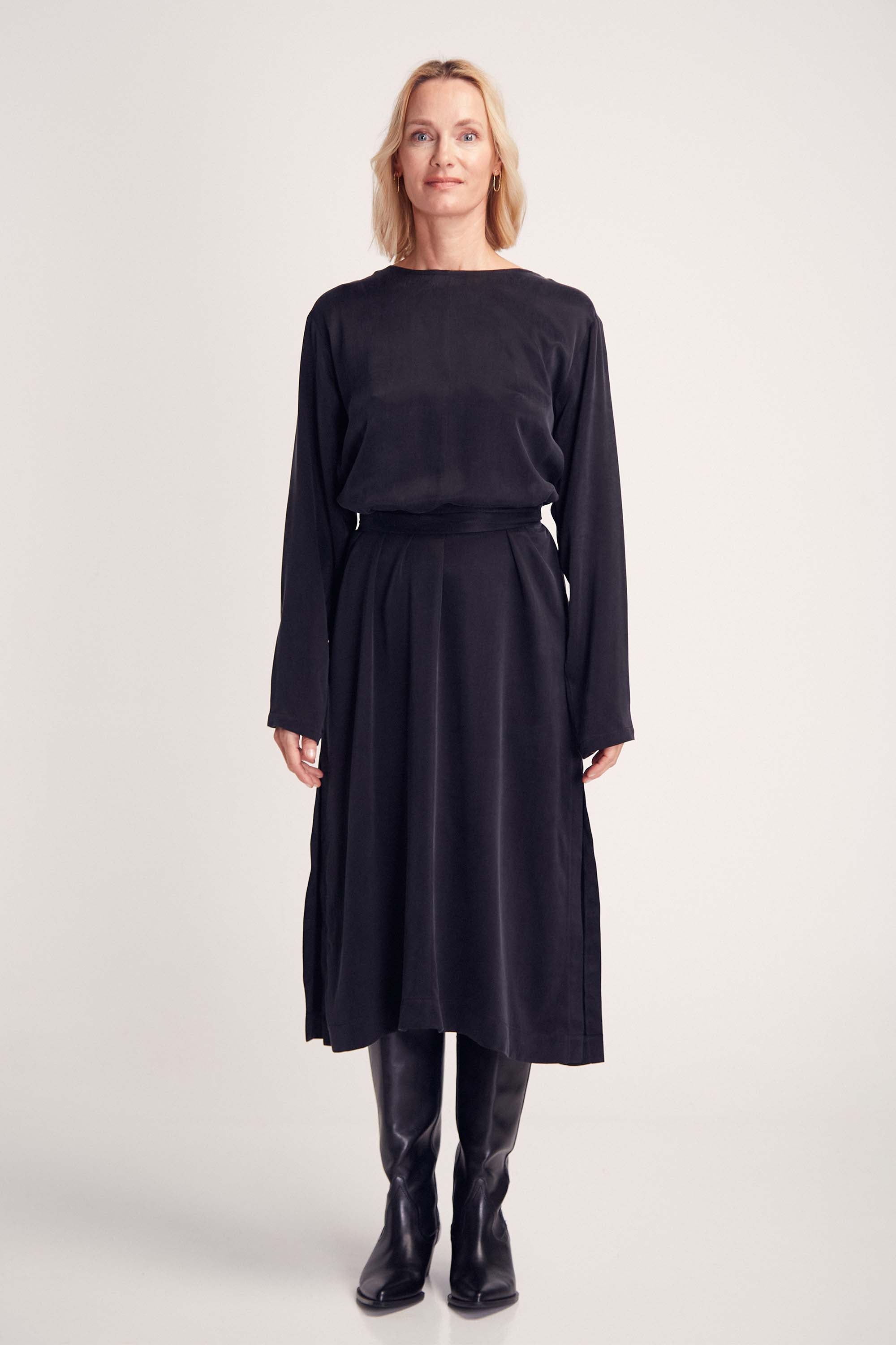 NASSI DRESS BLACK