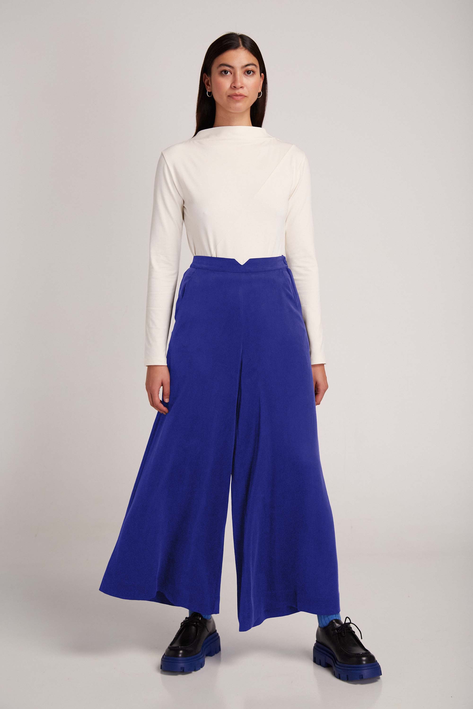 VENT PANTS ROYAL BLUE